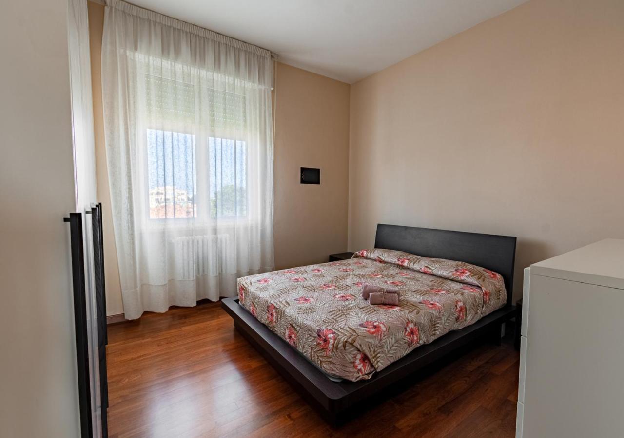 Luxury House Near Train Station Apartman Livorno Kültér fotó
